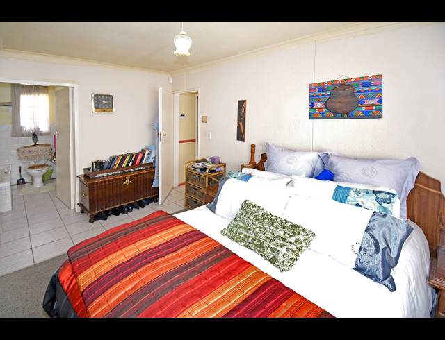 7 BEDROOM HOUSE FOR SALE IN ALBERTVILLE